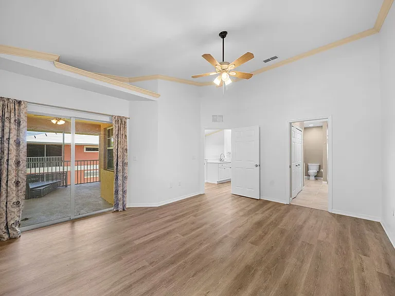 5370 Park Rd #4 — Photo 15