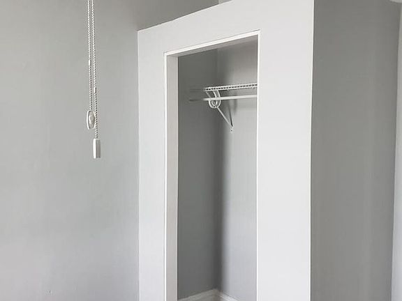 5th image of 4924-26 Parrish St #3