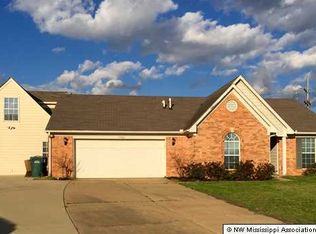 7970 S Sarah Ann Dr S, Southaven, MS 38671