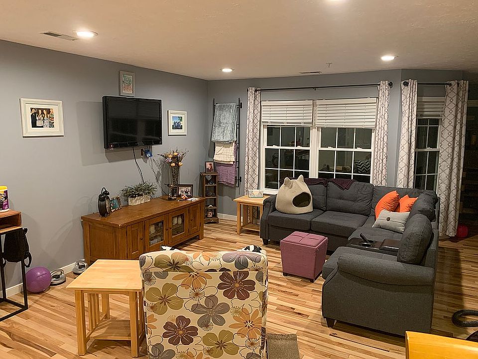 1st image of 2405 Forest Edge Ct Unit 201E