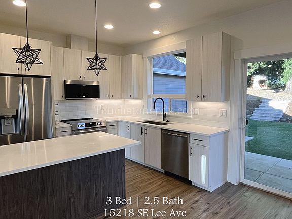 2nd image of 15218 SE Lee Ave #0