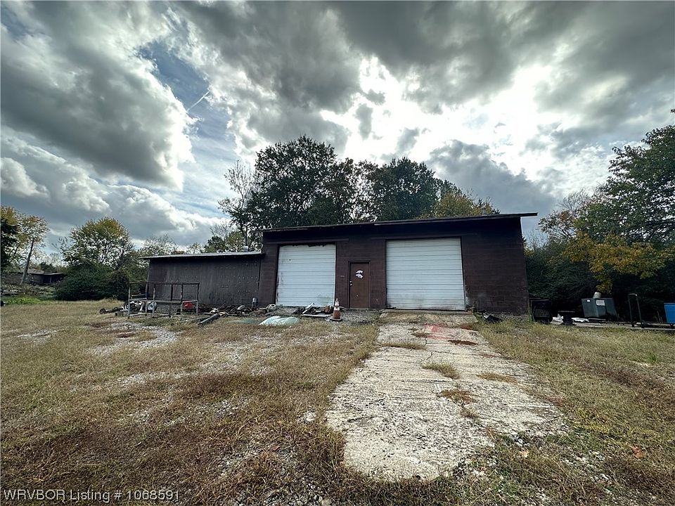 2nd image of 2226 Oliver Springs Way