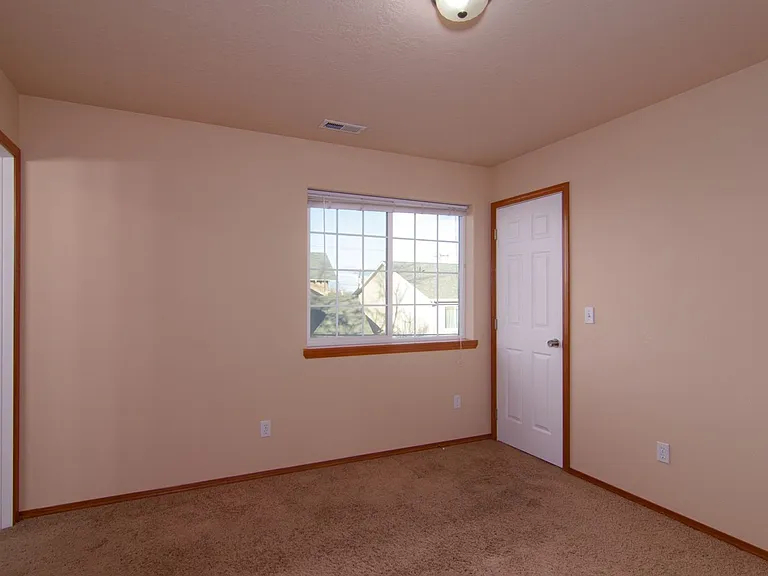 515 S Garfield Duplex — Photo 11