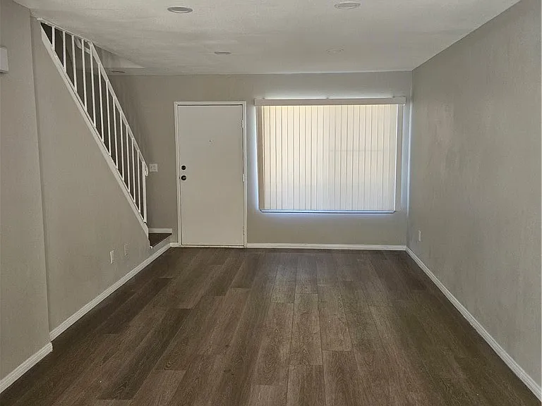 1151 Clark St #1151 — Photo 21