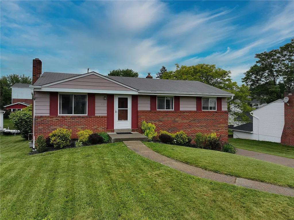 111 York Way photo 1