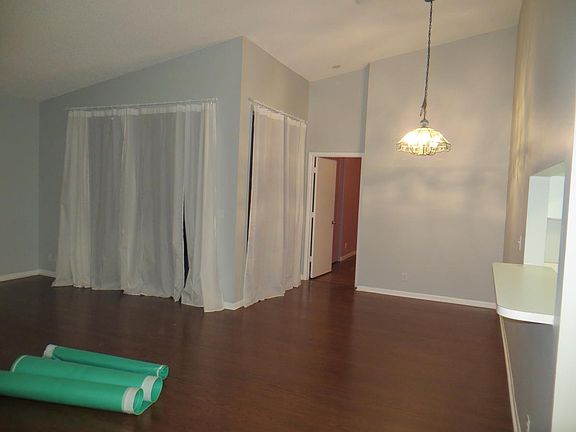 3rd image of 10791 NW 14th St APT 308