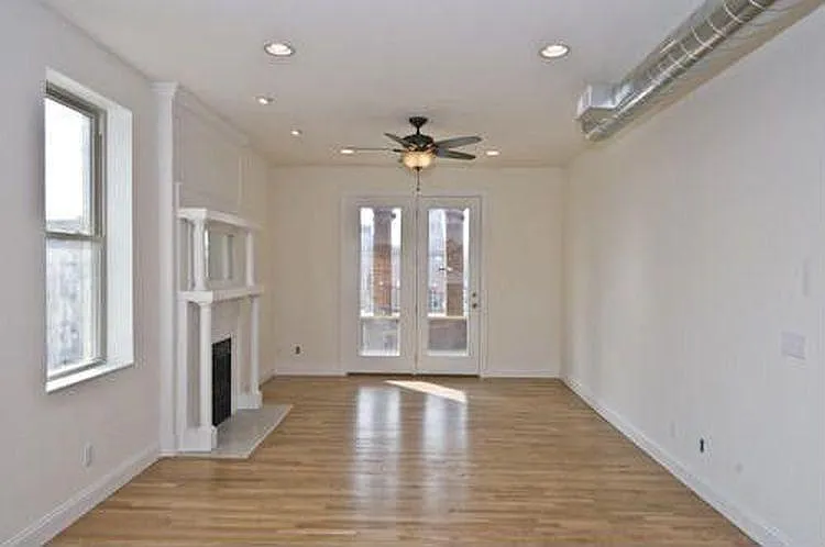 3026 Price Ave — Photo 3