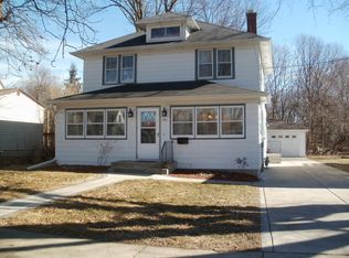 721 Sylvan Ter, Waukesha, WI 53188