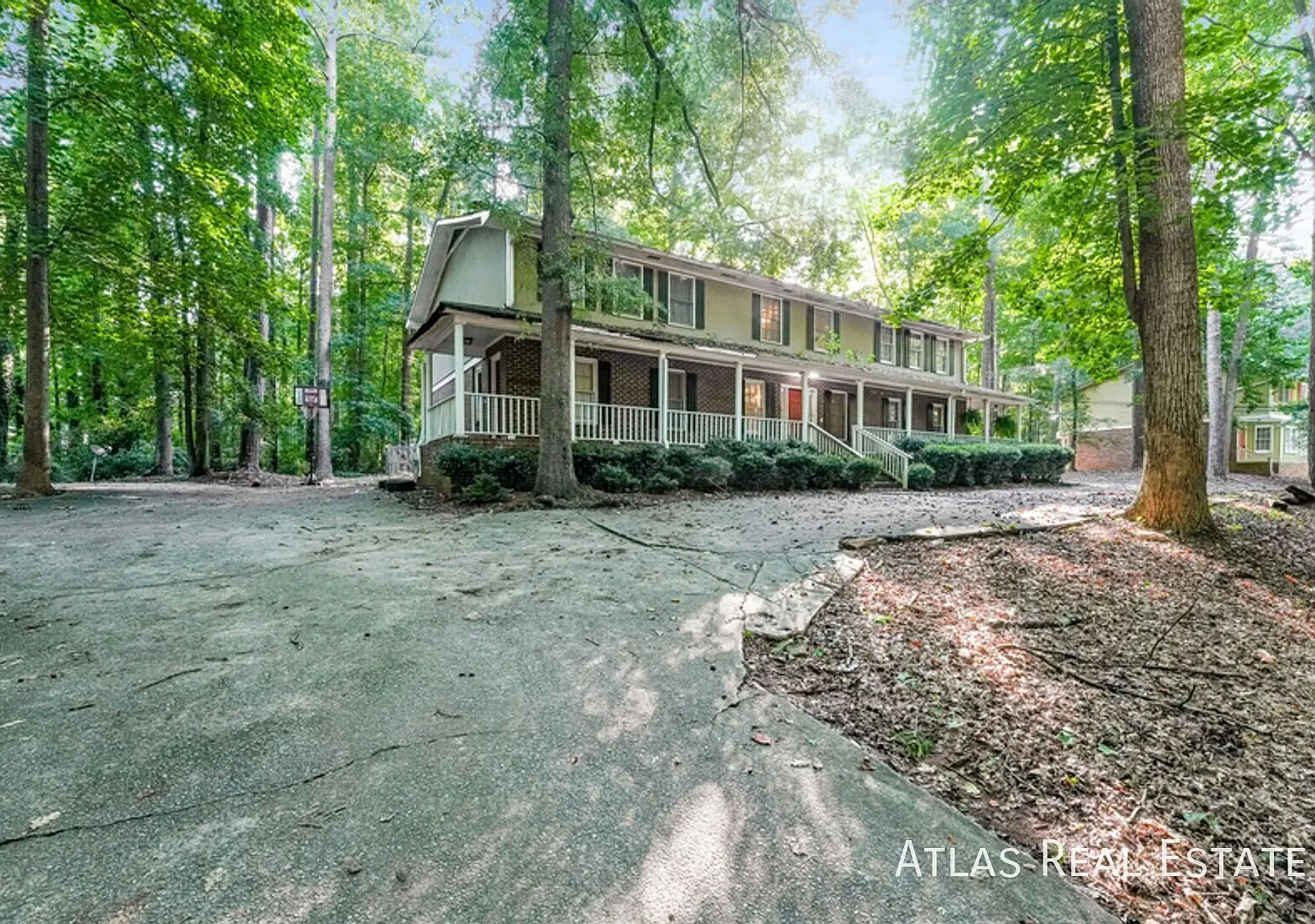 2 Bedrooms with 1.5 Bathrooms- Affordable townhomes (both gas and electric) perfect for your new ... — Photo 1
