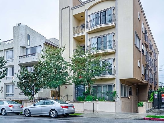 2nd image of 1741 S Bentley Ave APT 2
