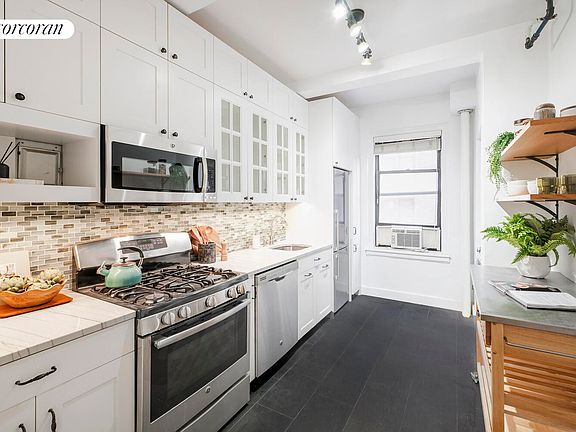 4th image of 535 W 110th St #4-A