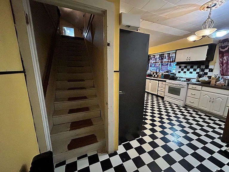 1408 W Jefferson Ave — Photo 8