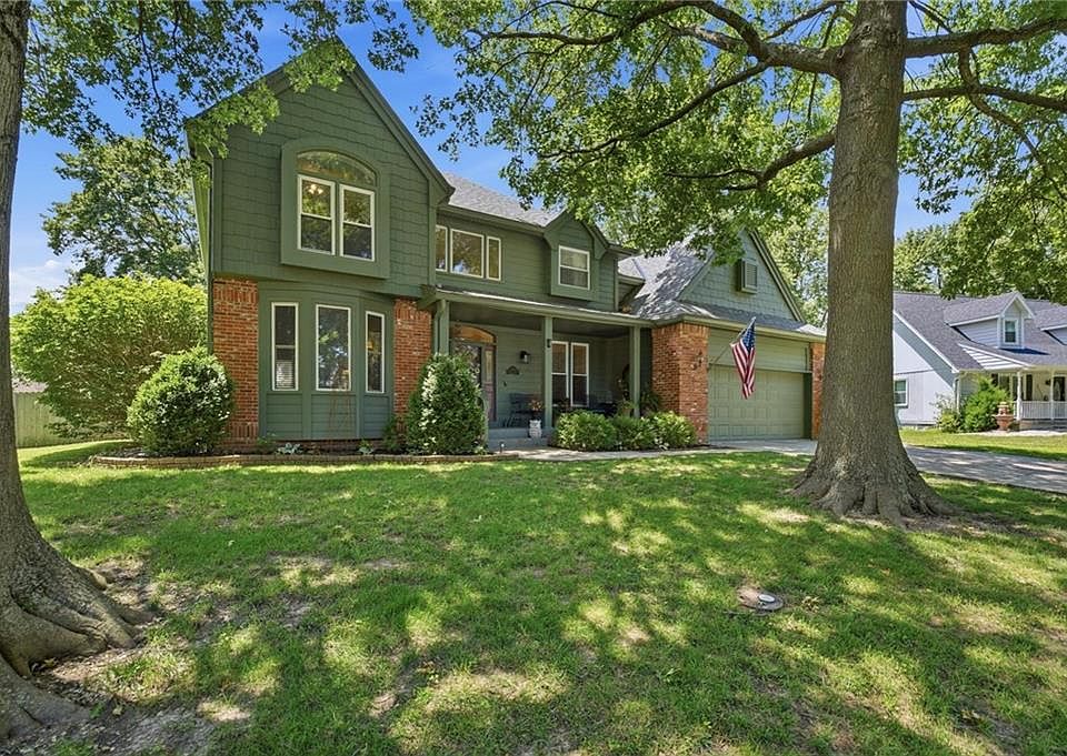 1st image of 3601 SW Fleming Dr