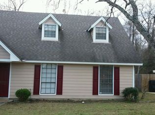 1373 Dunbarton Rd, Montgomery, AL 36117