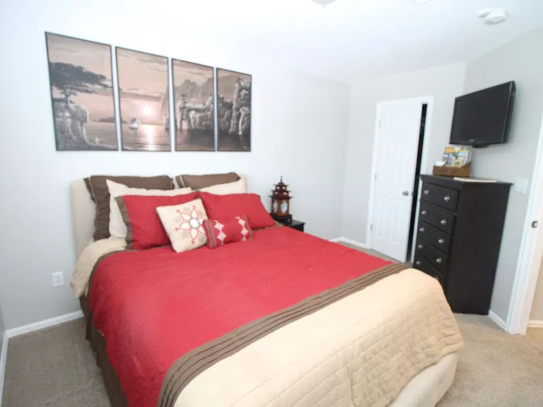 6268 Riverdale Dr — Photo 9