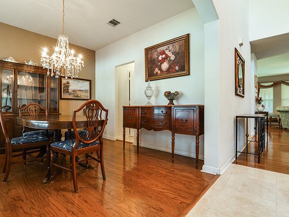 4th image of 9526 Haviland Ct