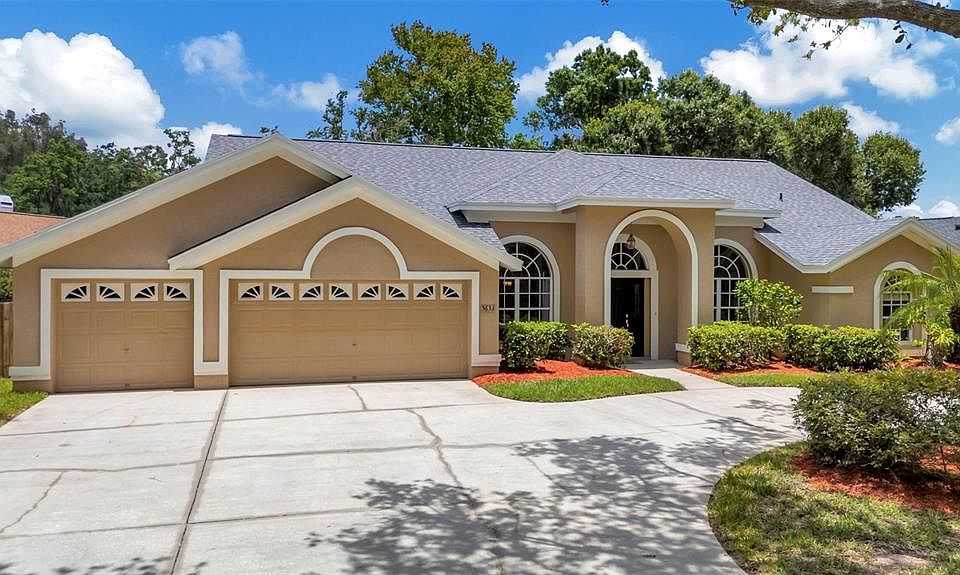 1st image of 5633 GLENCREST BOULEVARD