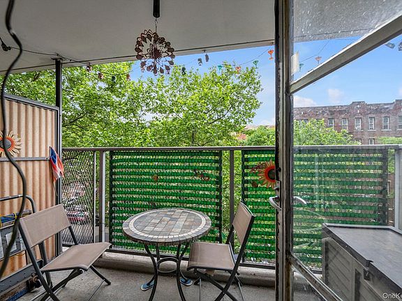 3rd image of 2550 Olinville Avenue #4E