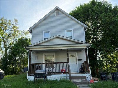 892 Raymond St, Akron, OH, 44307
