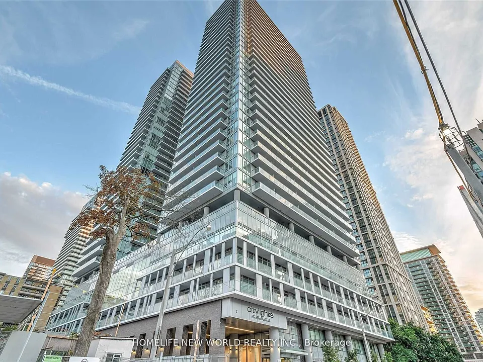 99 Broadway Ave #613