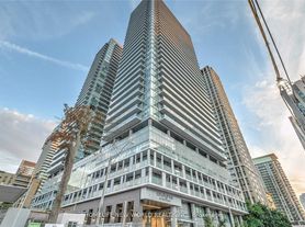 99 Broadway Ave