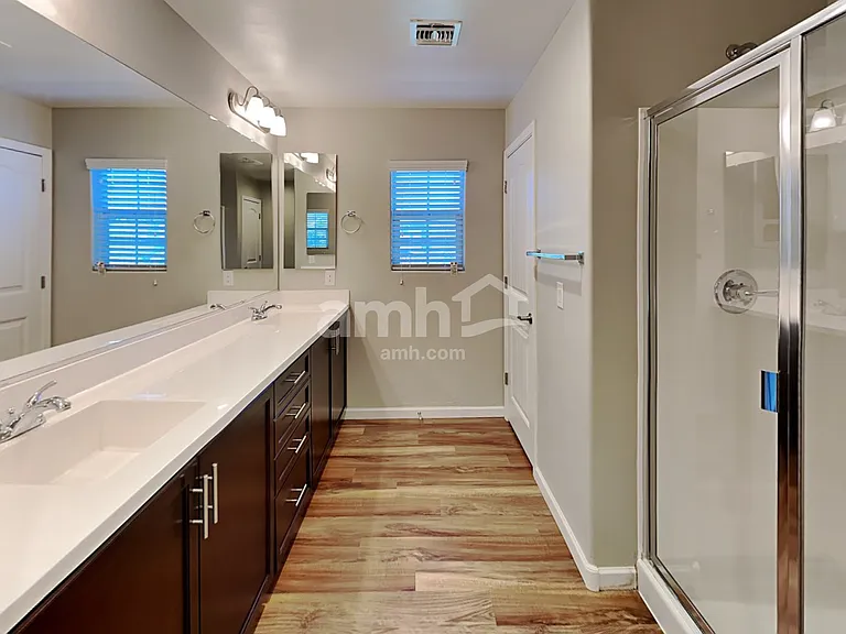 20701 W Stone Hill Rd — Photo 10