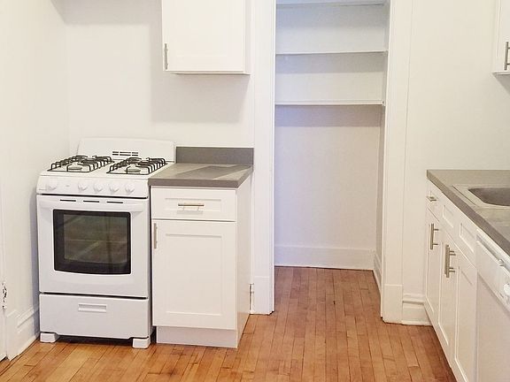2nd image of 5065 N Damen Ave APT 3