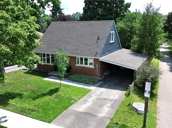 89 Roxborough Ave, Kitchener, ON N2M 1P6