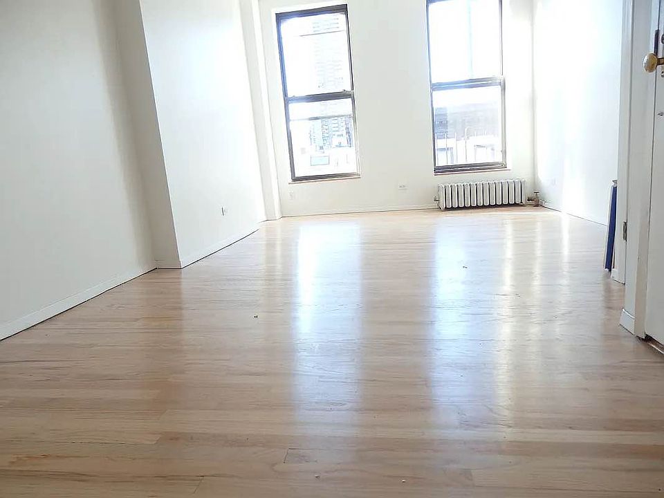 1st image of 415 W 47th St APT 5E
