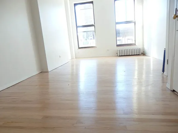 415 West 47th Street image 1 of 7