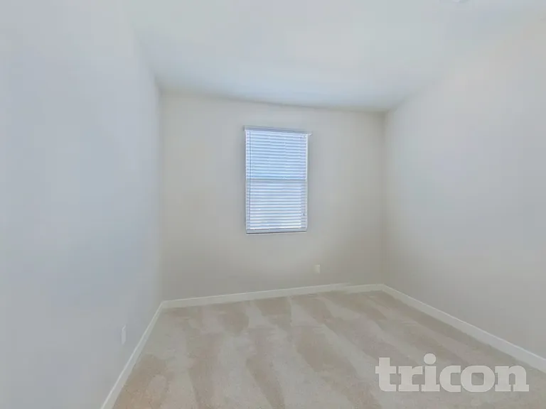 2929 N 28th St #7 — Photo 14