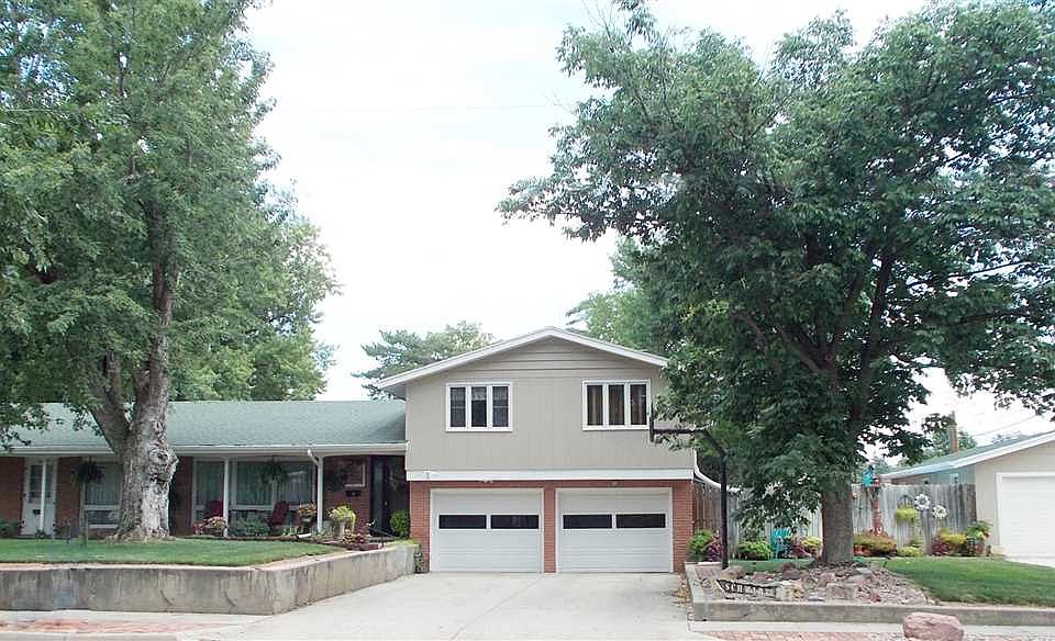 722 N 13th St Beatrice NE 68310 Zillow