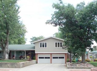 722 N 13th St, Beatrice, NE 68310