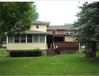 2nd image of 17 Redgrave Dr