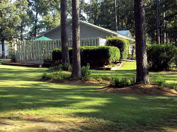 3rd image of 1028 Fair Oaks Dr