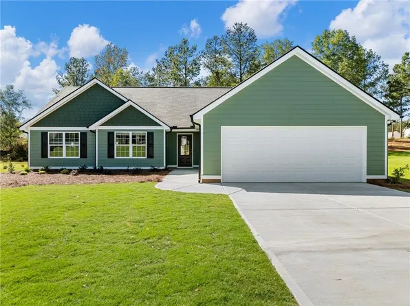 249 Rachel Ln, Hartwell, GA 30643