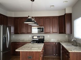 18470 Sierra Springs Sq, Leesburg, VA 20176