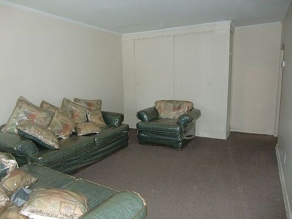 3rd image of 114-37 204th St