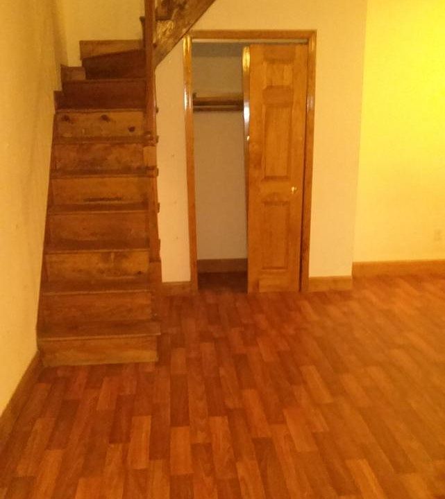1st image of 302 W 46th St