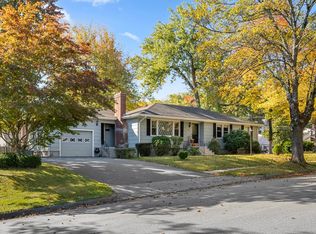26 Crowningshield Rd, Worcester, MA 01604