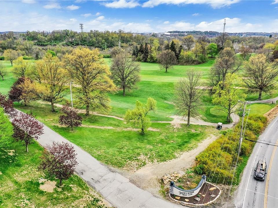2nd image of 825 Commonwealth Ave Lot 1
