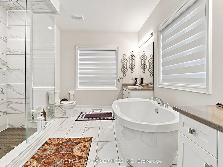 194 Coldwell Bay Cir — Photo 38