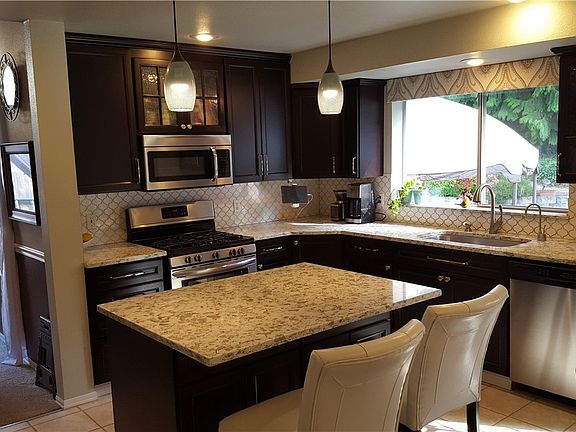 2nd image of 1426 Amber Blvd