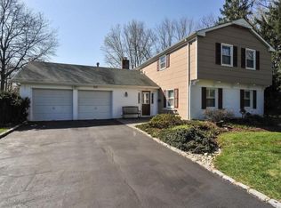 30 Green Mountain Rd, Freehold, NJ 07728
