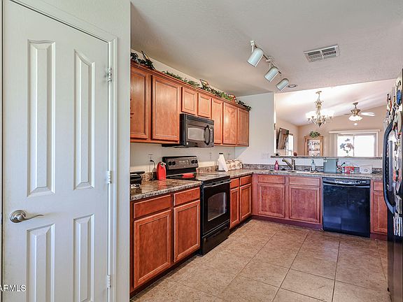 4th image of 16600 W DESERT BLOOM Street