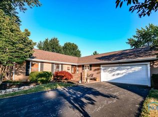 611 Church Hill Dr, Findlay, OH 45840