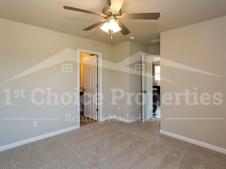 118 Shaley Street4631 Eider Road4631 Rd — Photo 9