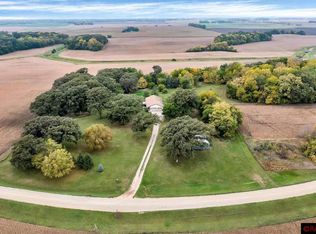 10835 415th Ave, Blue Earth, MN 56013