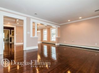 67 Fox Blvd, Massapequa, NY 11758