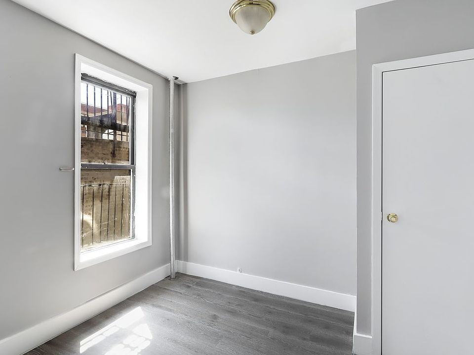 2nd image of 2371 2nd Ave APT 13